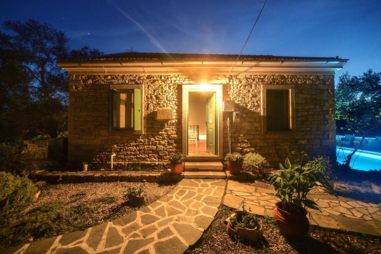 Country House Longós 외부 사진